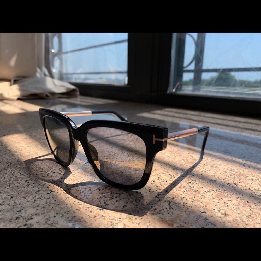 Tom Ford sunglass - Picture 7 of 8